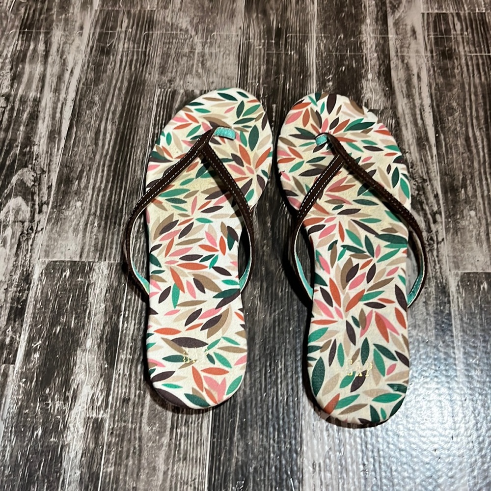 Gap Flip Flops